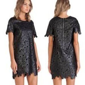 JOA Keyhole lace mini dress (S)
